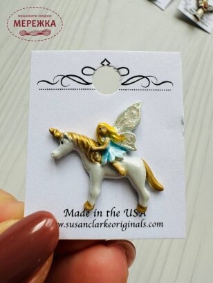 Фото Susan Clarke Originals Unicorn Fairy Button CH-555 - Пришивний елемент 