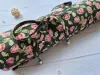 Фото JustCraft Рол для зберігання вишитих робіт з валиком, 50*70 см.(троянди на темно-зеленому)