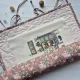 Фото JustCraft Рол для зберігання вишитих робіт з валиком, 40*60 см.(троянди на темно-бежевому)