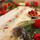 Фото Les Brodeuses Parisiennes Скатертина 113х42см Aida : Le chemin de table «elegance estivale» CTEE/JAR