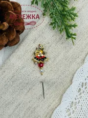 Фото Hobby Bee Голка-пін Різдвяні дзвоники