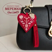 Фото Набір для вишивання хрестиком WonderlandCrafts шарм на сумку  на штучній шкірі FLHL-146