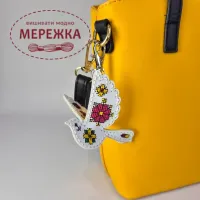 Фото Набір для вишивання хрестиком WonderlandCrafts шарм для сумки на штучній шкірі FLHL-112