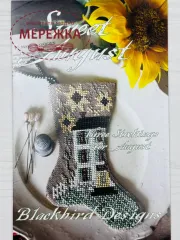 Фото Blackbird Designs Схема Sweet August. Three Stockings