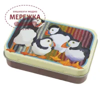 Фото  Скринька для рукоділля Emma Ball металевий Stripey Puffins Mini Hinged Tin T373