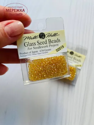 Фото Бісер Mill Hill Glass Seed Beads 02019