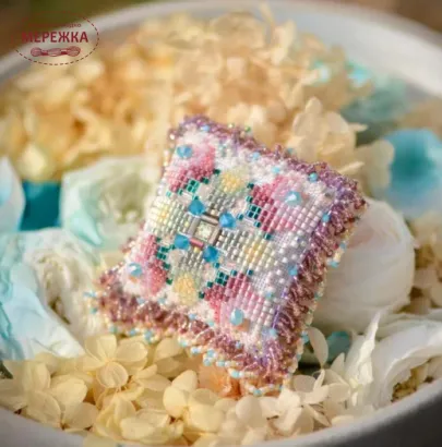Фото Набір для вишивання бісером Imake Rose Pincushion-MINI i-mini-039