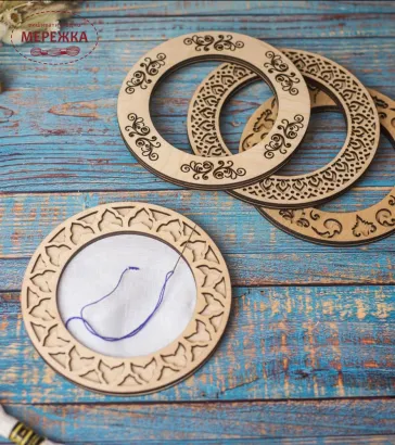 Фото П'яльця для вишивання WonderstitchUA магнітні, 20 см. (15 см.)+підставка SET3