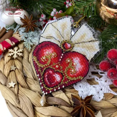 Фото Набір для вишивання хрестиком Сузір'я Єдинорога Серце кохання (прозора з гнучкого пластика з підвісом) 1035 гн