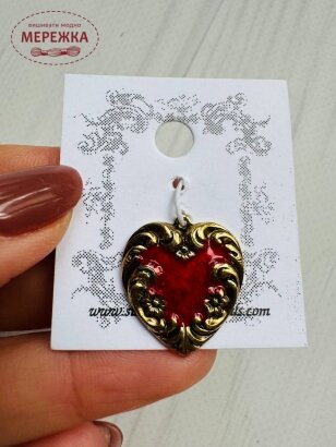 Фото Пришивний елемент Susan Clarke Originals Red Heart Charm C-112