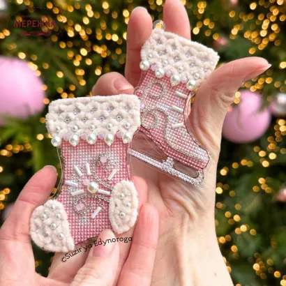 Фото Набір для вишивання хрестиком Сузір'я Єдинорога Рожевий чобіток (прозора з гнучкого пластика) 1128 гн