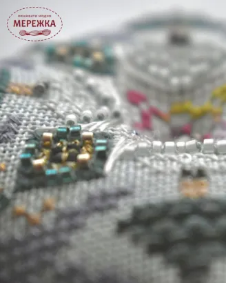 Фото Вікторія Попович Схема 12 days of Christmas Day2 Biscornu (День2 Горлиці) VP-057-2