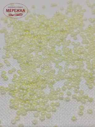 Фото Бісер Preciosa 16286 Жовтий