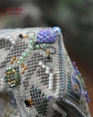 Фото Вікторія Попович Схема 12 days of Christmas Day2 Biscornu (День2 Горлиці) VP-057-2