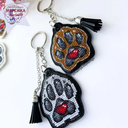 Фото Набір для вишивання хрестиком Сузір'я Єдинорога Біла лапка песика  на чорному 1095