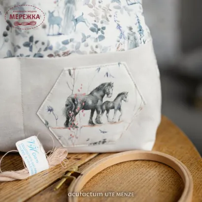 Фото Декоративна тканина Acufactum Wiesenwing und Pferdegluck 3523-982