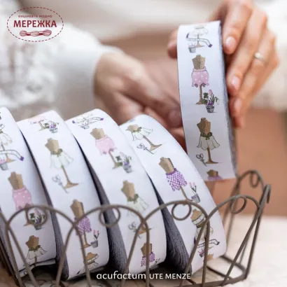 Фото Acufactum Стрічка Schneiderliebe 30mm 35422