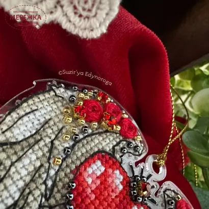 Фото Набір для вишивання хрестиком Сузір'я Єдинорога Крила кохання (прозора з гнучкого пластика з підвісом) 1133 гн