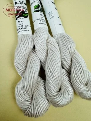 Фото Au Ver à Soie 100% шовк, Soie d'Alger 4100, 45 метрів