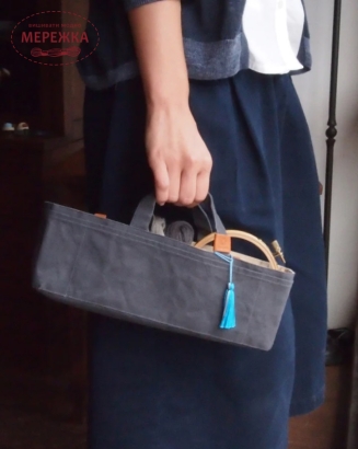 Фото Cohana Вощена сумка для рукоділля Waxed Canvas Tool Tote (Dark Gray and Blue) 45-029