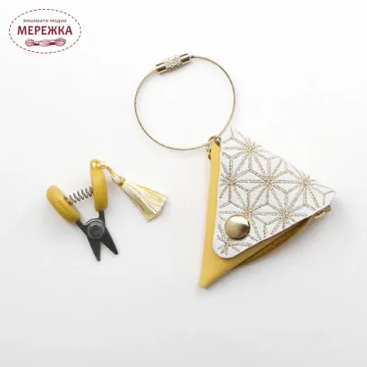 Фото Cohana Міні-ножиці Anniversary Seki Yellow з китичкою, 3,5 см. 45-382