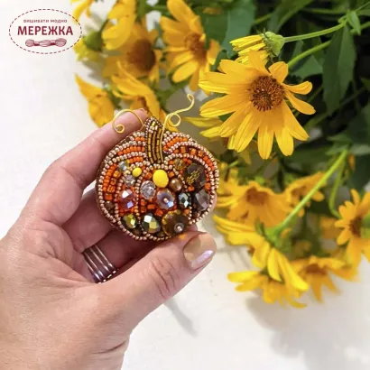 Фото Набір для вишивання бісером Craftway Брошка Гарбузик B-029
