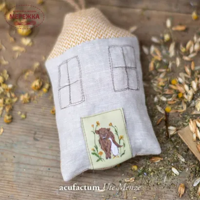 Фото Декоративні тканини Acufactum Етикетка Fliken Kalb and Ente 40*50mm 35389