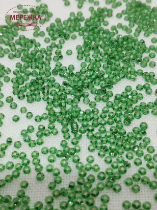 Фото Бісер 57100 зелений