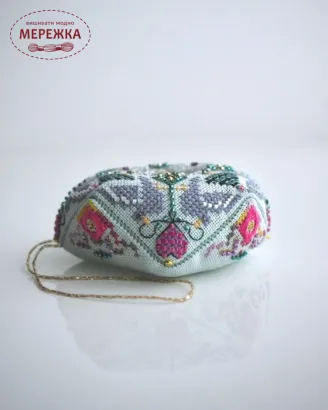 Фото Вікторія Попович Схема 12 days of Christmas Day2 Biscornu (День2 Горлиці) VP-057-2