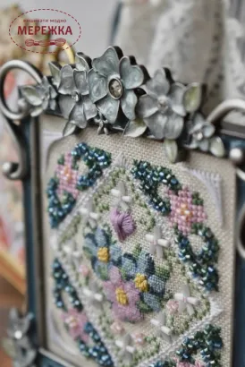 Фото Вікторія Попович Схема Forget me not Miniature (Незабудки Мініатюра)+пак бісеру та ниток (original) VP-052