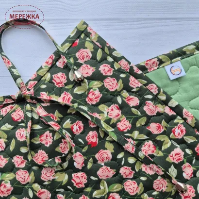 Фото JustCraft Рол для зберігання вишитих робіт з валиком, 50*70 см.(троянди на темно-зеленому)