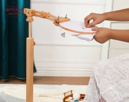 Фото Тримач для п'ялець, підлоговий 9832130