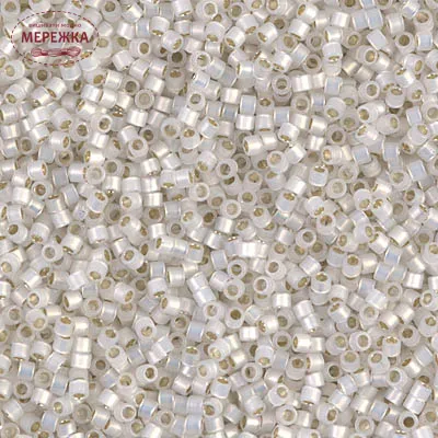 Бісер MIYUKI Delica Beads 11/0, 6,25 гр. DB-221 | Інтернет-магазин
