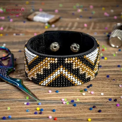 Фото Набір для вишивання бісером WonderlandCrafts браслета на штучній шкірі FLBB-032