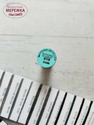 Фото нитка Крейнік, колір 018