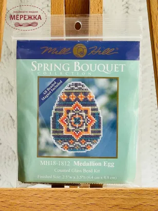 Фото Набір для вишивання у змішаній техніці Mill Hill Яйце медальйон MH18-1812