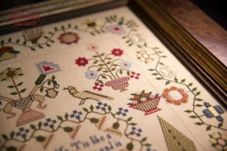 Фото Hands Across the Sea Samplers Схема Mary Lock 1832
