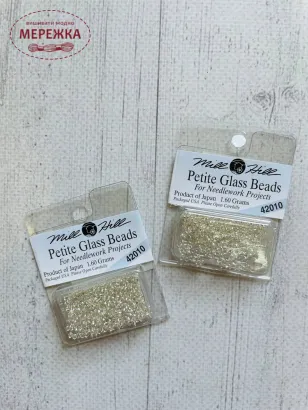 Фото Бісер Mill Hill Petit Glass Beads 1.60g 42010