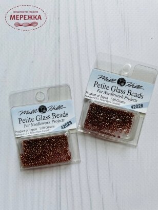 Фото Бісер Mill Hill Petit Glass Beads 42028