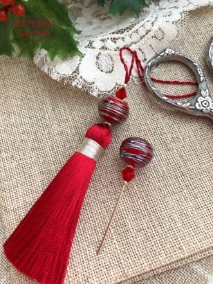Фото Hobby Bee Набір голка-пін+китичка "Різдвяні кулі", червоні