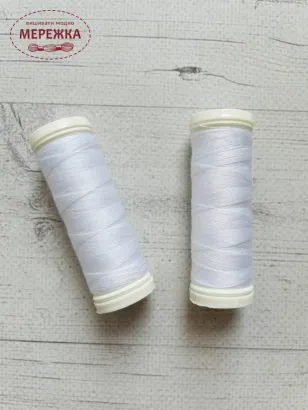 Фото нитка швейна Аріадна Талія, колір білий