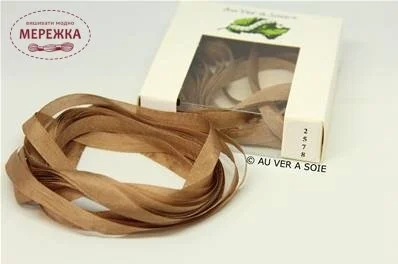 Фото Au Ver à Soie Стрічка 4 мм 100% шовк, 3 метри 2578