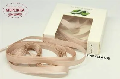 Фото Au Ver à Soie Стрічка 4 мм 100% шовк, 3 метри 2700