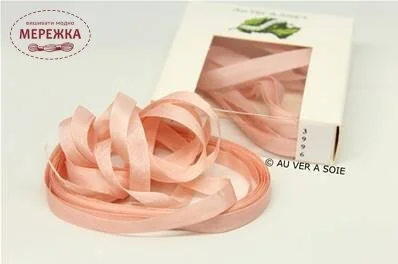Фото Au Ver à Soie Стрічка 4 мм 100% шовк, 3 метри 3996