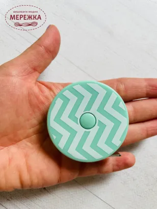 Фото сантиметрова стрічка 987600