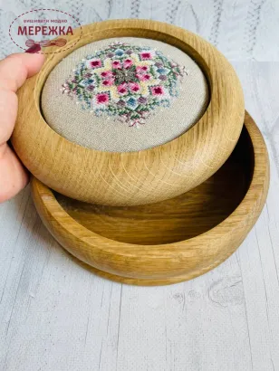 Фото Скринька для рукоділля (дуб), колір натуральний