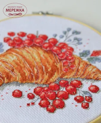 Фото Набір для вишивання хрестиком AbrisArt Круасан з порічкою AH-285