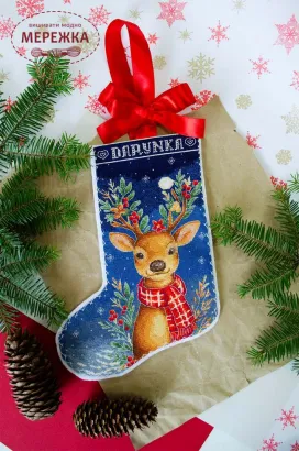 Фото Набір для вишивання хрестиком AbrisArt Чобіток. Помічник Санти AHH-002