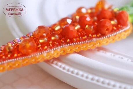 Фото Набір для вишивання бісером TelaArtis Брошка Гламурна морквина Б-017