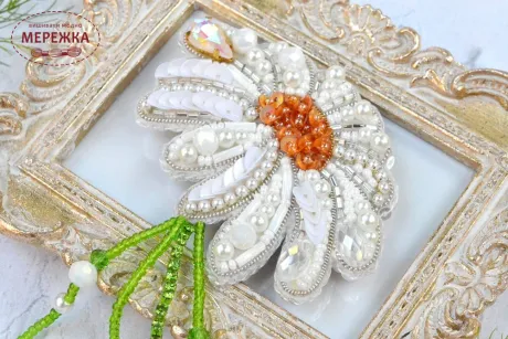 Фото Набір для вишивання бісером TelaArtis Брошка Ромашка Б-050